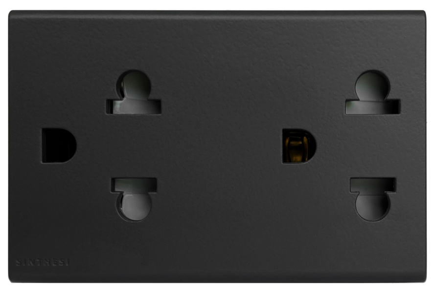 S33 Noir Mate 333626 Tomacorriente Universal Duplex