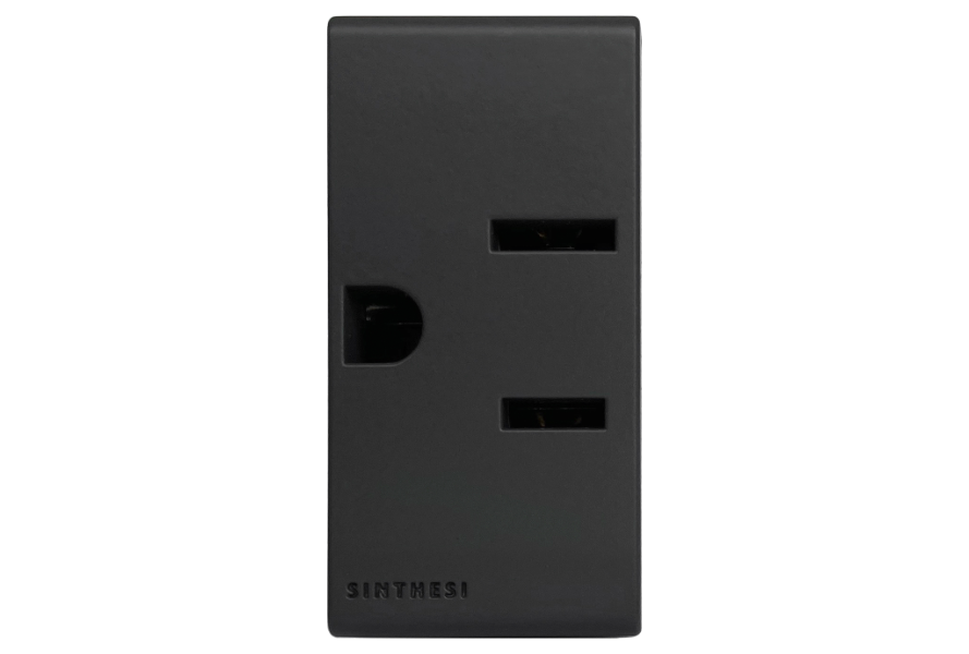 S33 Noir Mate 333926 Tomacorriente Americano